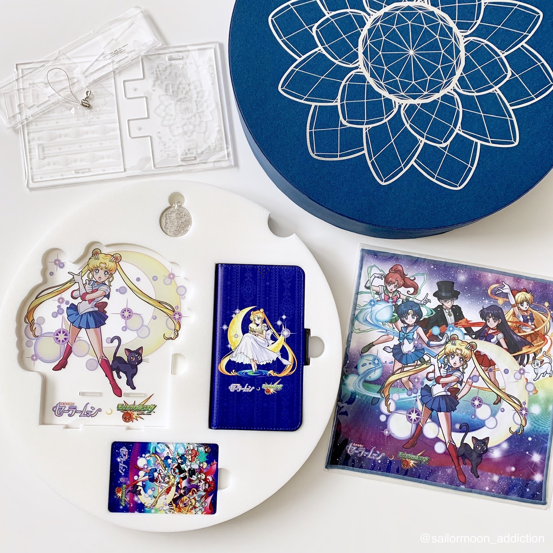 Review - Sailor Moon Crystal x Monster Strike Phantom Crystal Boxset 03