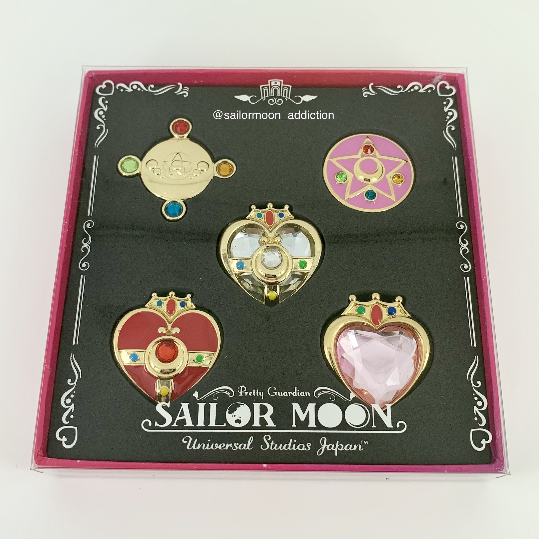 Review - Sailor Moon x USJ Pin Set