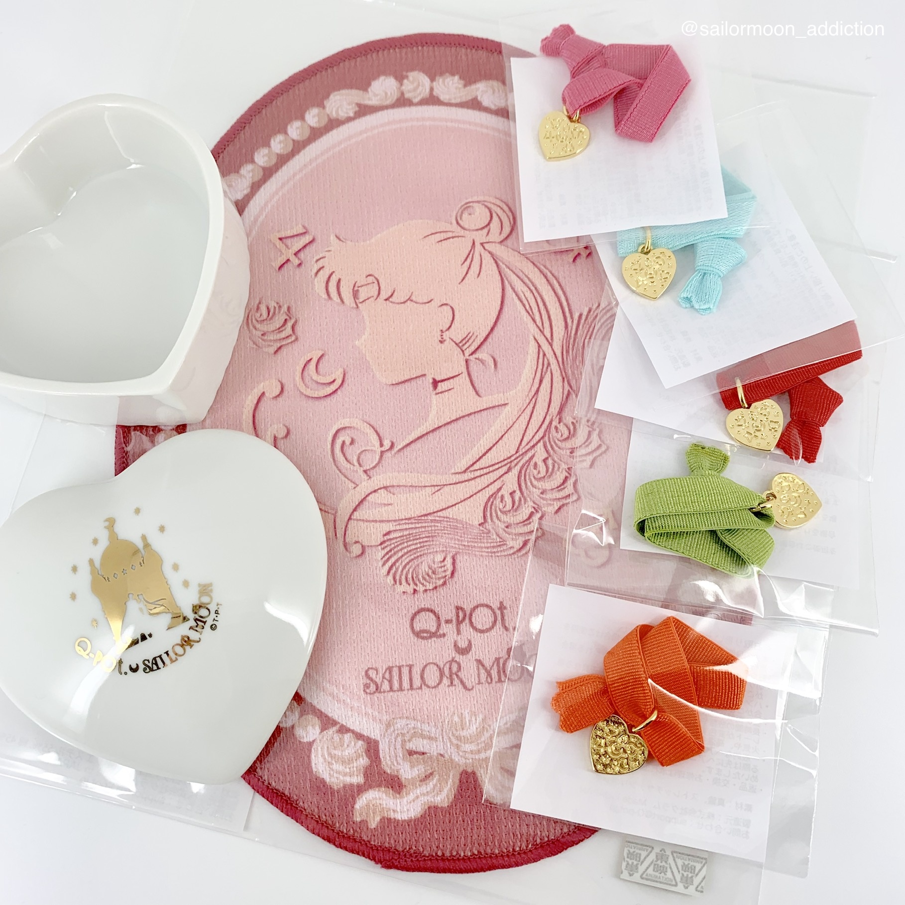 Review - Sailor Moon x Q-Pot 2019 Sailor Moon Towel and Novelty Goods