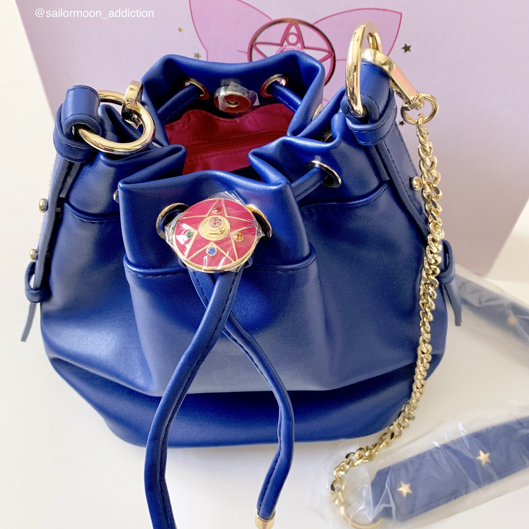 Review - Sailor Moon x Grace Gift Bucket Purse